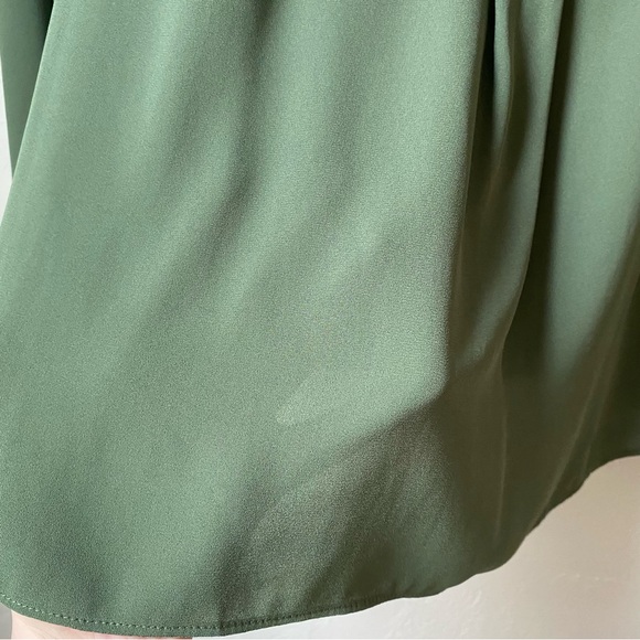 J. Crew Green Ruffle Front Half Button Blouse Size 0 - Picture 5 of 6